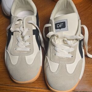 Kids Sneakers - Cream and Black